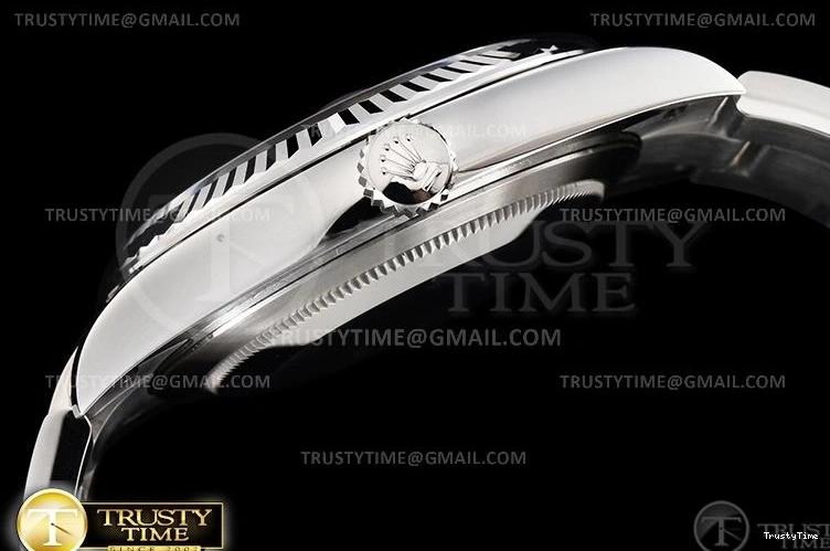 1104 ComfortFit R2DJ0257A – DJ2 41mm 658